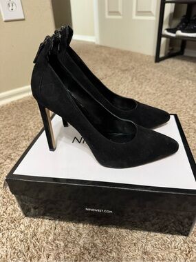 Nine West Black Suede Pointed Toe Stiletto Pumps with Back Zip Detail
